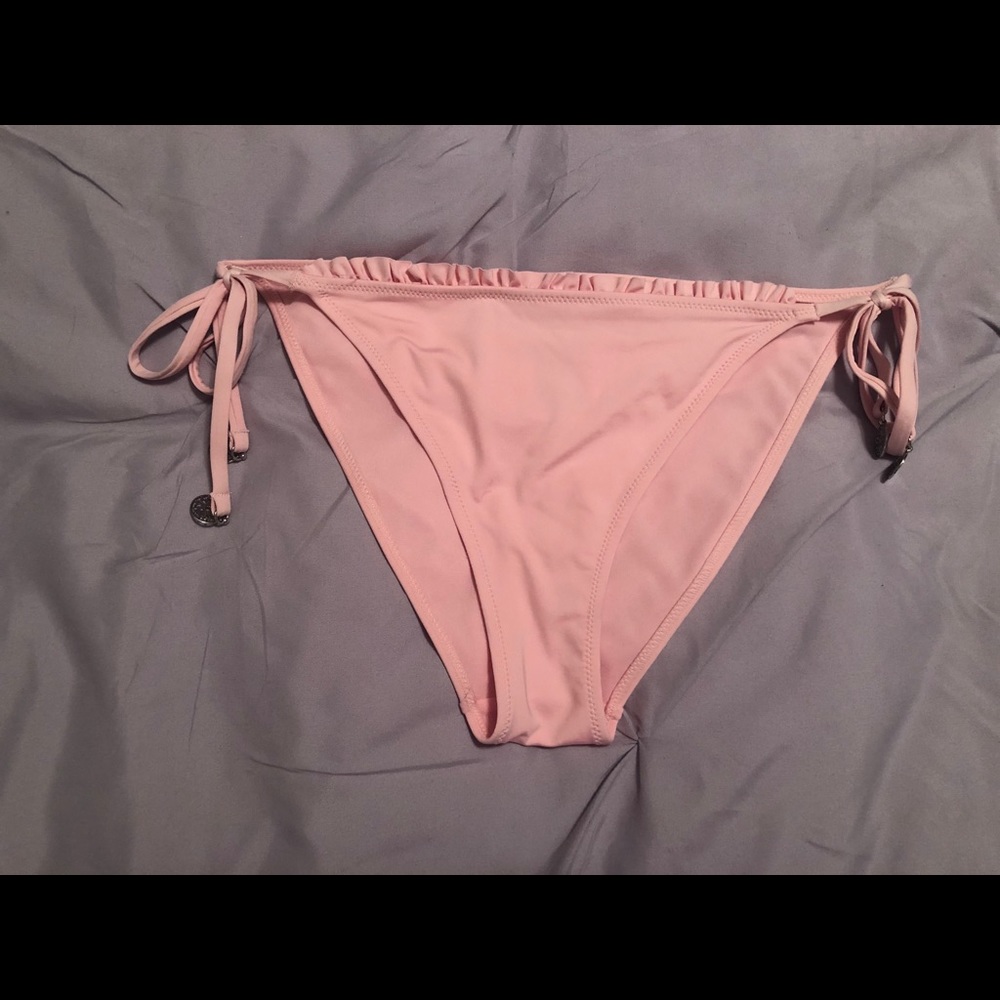 NWOT H&M string bikini bottom
